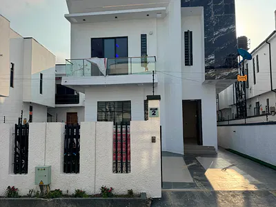 5 Bedroom Detached Duplex with Pool — Lekki, Lagos