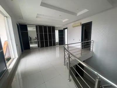 5 Bedroom Detached House with 1 Room Service Quarters — Ikoyi, Lagos