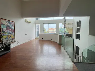 Spacious 5 Bedroom Duplex with Cinema — Ikoyi, Lagos