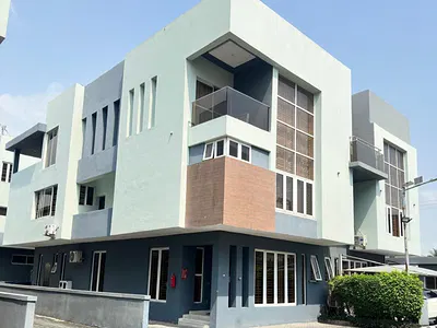 5 Bedroom Semi Detached — Osapa, Lekki, Lagos