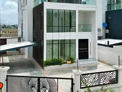 5 Bedroom Detached Duplex — Lekki, Lagos