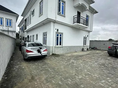 Spacious Luxury 2 Bedroom Apartment Upstairs — Peace Estate Ogidan Sangotedo Ajah, Sangotedo, Ajah, Lagos
