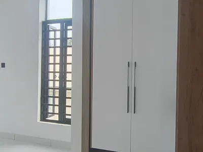 Clean Studio Apartment Available — Anifowoshe Street, Victoria Island (VI), Lagos