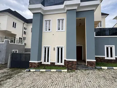 Luxury 6 Bedrooms Duplex with BQ — Asokoro District, Abuja