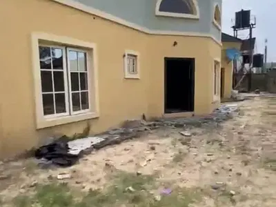 Luxury 4 Bedroom Detached Duplex with 2 Bedroom BQ Excellent Facility — Ajah, Lagos