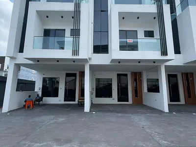 Ultra Modern Luxurious 4 Bedroom Terrace Duplex, Secure Estate, Pool — Lekki, Lagos