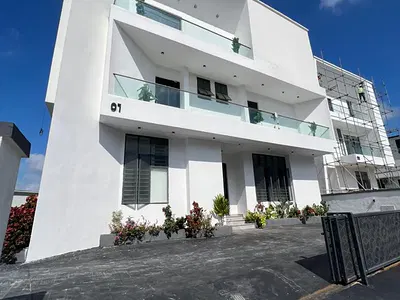 Brand New Contemporary 5 Bedroom Fully Detached Duplex with Pool — Lekki, Lagos