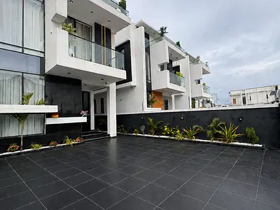 Ultra Modern 5bedroom Detached Duplex with Pool, Gyme and BQ — Lekki, Lagos