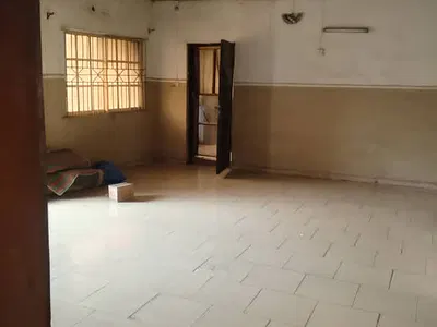 3 Bedroom Flat — Ebute Metta East, Yaba, Lagos
