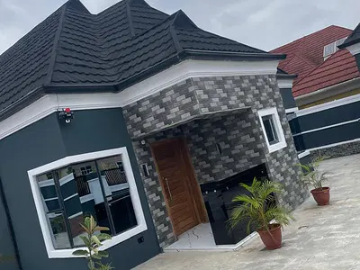 Detached 3 Bedroom Bungalow with 2 Units Room Self Akuru Elebu Ibadan — Akuru Elebu Oluyole Extension Ibadan, Ibadan, Oyo