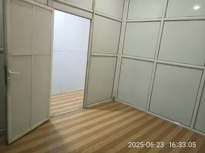 Decent Single Room Office Space — Anthony, Maryland, Lagos