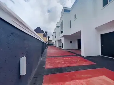 Luxury 4 Bedroom Terrace Duplex All En-Suite with Guest Toilet — Greenfield Estate Ago Palace, Okota, Isolo, Lagos
