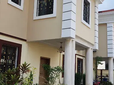 6 Bedroom Terraced Duplex — Lekki, Lagos
