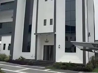 6 Bedroom Detached Duplex — Guzape District, Abuja
