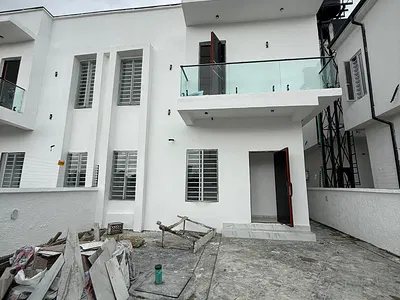 Luxurious 4 Bedroom Fully Detached Duplex with Boys Quarters — Lekki, Lagos