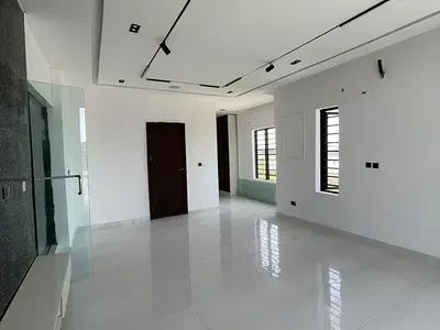 Luxury 5 Bedroom Detached Duplex with Excellent Facilities — Lekki, Lagos