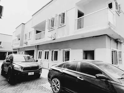 Serviced 3 Bedroom Terrace Duplex Wi — Lekki, Lagos