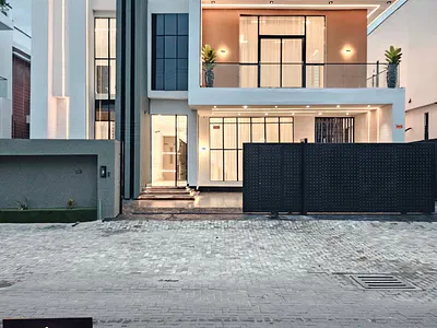 5 Bedroom Detached House with Swimming Pool — VGC, Lekki, Lagos