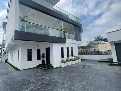 5 Bedroom Smart Duplex — Gwarinpa, Abuja