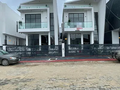 Very Spacious 5-Bedroom Detached Duplex with Swimming Pool — Ikota, Lekki, Lagos