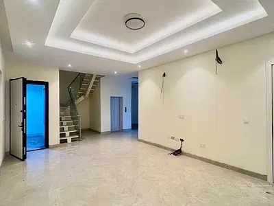 5 Bedroom Semi Detached House with BQ — Luxury 5-Bedroom Semi-Detached House with Boys’ Quarters, Office Space, Banana Island, Ikoyi, Lagos