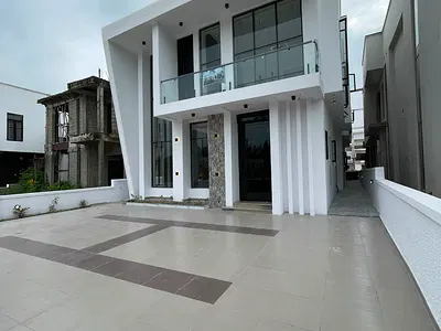 Contemporary 5bedroom Fully Detached Duplex with BQ & Swimming Pool — Contemporary 5bedroom Duplex with BQ & Pool in Lekki County, Ikota, Lekki, Lagos