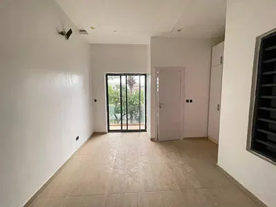 Top Notch 5 Bedroom Duplex — Ikeja, Lagos