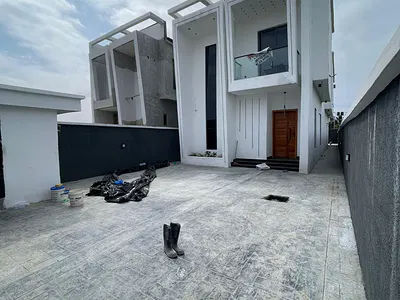 Gigantic 5 Bedroom Fully Detached Duplex with BQ & Swimming Pool 0 — Ajah, Lagos