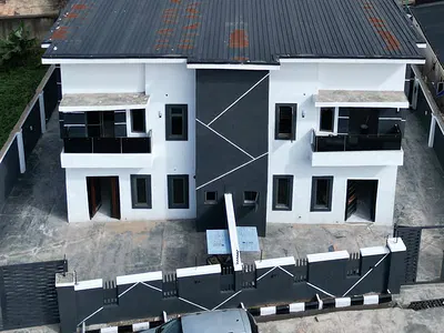 Twin 4 Bedroom Duplex with BQ — Ibadan, Oyo