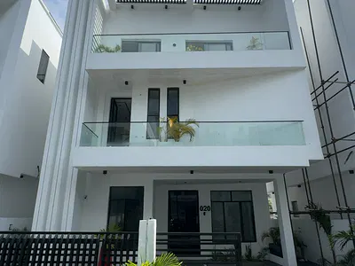 5 Bedroom Detached Duplex with BQ — Lekki, Lagos