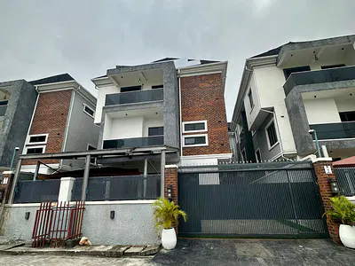 5 Bedroom Detached Duplex with Swimming Pool, Gym & BQ — Lekki, Lagos