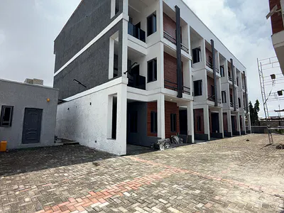 Contemporary 4 Bedroom Terrace Duplex — Lekki, Lagos