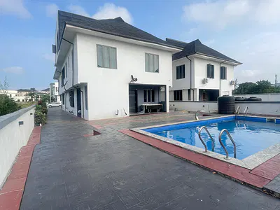 Gorgeous 6 Bedroom Duplex with a BQ, Cinema, Pool — Ajah, Lagos