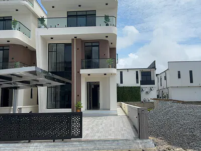 5 Bedroom Luxury Detached Duplex — Lekki, Lagos