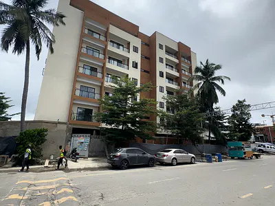 Four Bedroom Penthouse Apartment with Elevator — Victoria Island (VI), Lagos