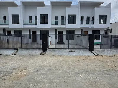 Direct - 4 Bedroom Terraced House Plus BQ — Lekki, Lagos