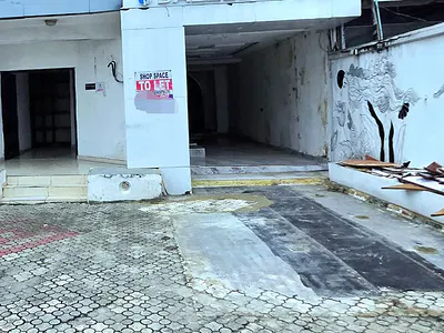 Spacious Fully Serviced Ground-Floor Shop — Lekki Phase 1, Lekki, Lagos