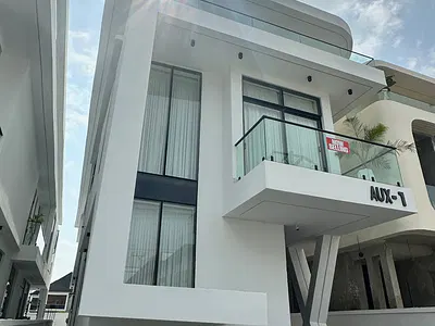Absolute and Precisely Built, Detailed, Luxury 5BDR Detached Duplex — In a Well Secured and Calm Estate in Orchid, Lekki, Lagos