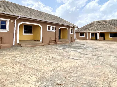 Block of Flats with 2 and Mini Units — Itele Road, Ado-Odo/Ota, Ogun