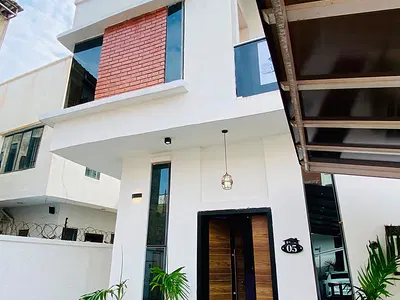 Distress Deal Partly Furnished 4 Bedroom Semi-Detached Duplex — Lekki, Lagos