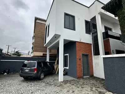 Well-Maintained Single Room Self-Contain in a Secure Environment — Lekki Phase 1, Lekki, Lagos