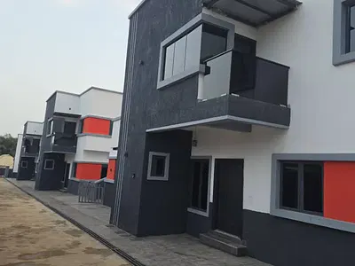 2 Bedroom Semi Detached Bungalow — Island Estate, Magboro, Ogun