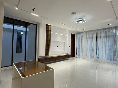 Five Bedroom Detached Duplex with Pool, Twobq and Gym — Lekki, Lagos