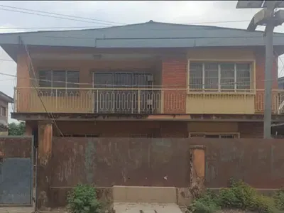 A Well Maintained 4nos of 2/3 Bedroom Flats on 600SQM Land — Off Brown Street Aguda, Surulere, Lagos