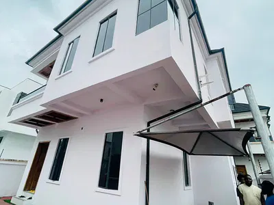 Spacious Master Bedroom Flat — Lekki, Lagos