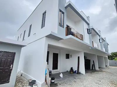 4 Bedroom Terraced Duplex with Swimming Pool — Ajah, Lagos