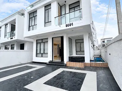 5 Bedroom Detached Duplex with Swimming Pool — Lekki, Lagos
