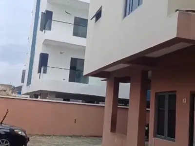 Spacious Room Self Contain Apartment with Self Prepaid Meter — Lekki, Lagos