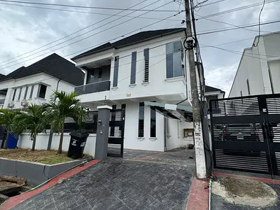 5 Bedroom Detached Duplex with BQ — Lekki, Lagos