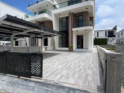 Luxury 5 Bedroom Fully Detached Duplex — Lekki, Lagos